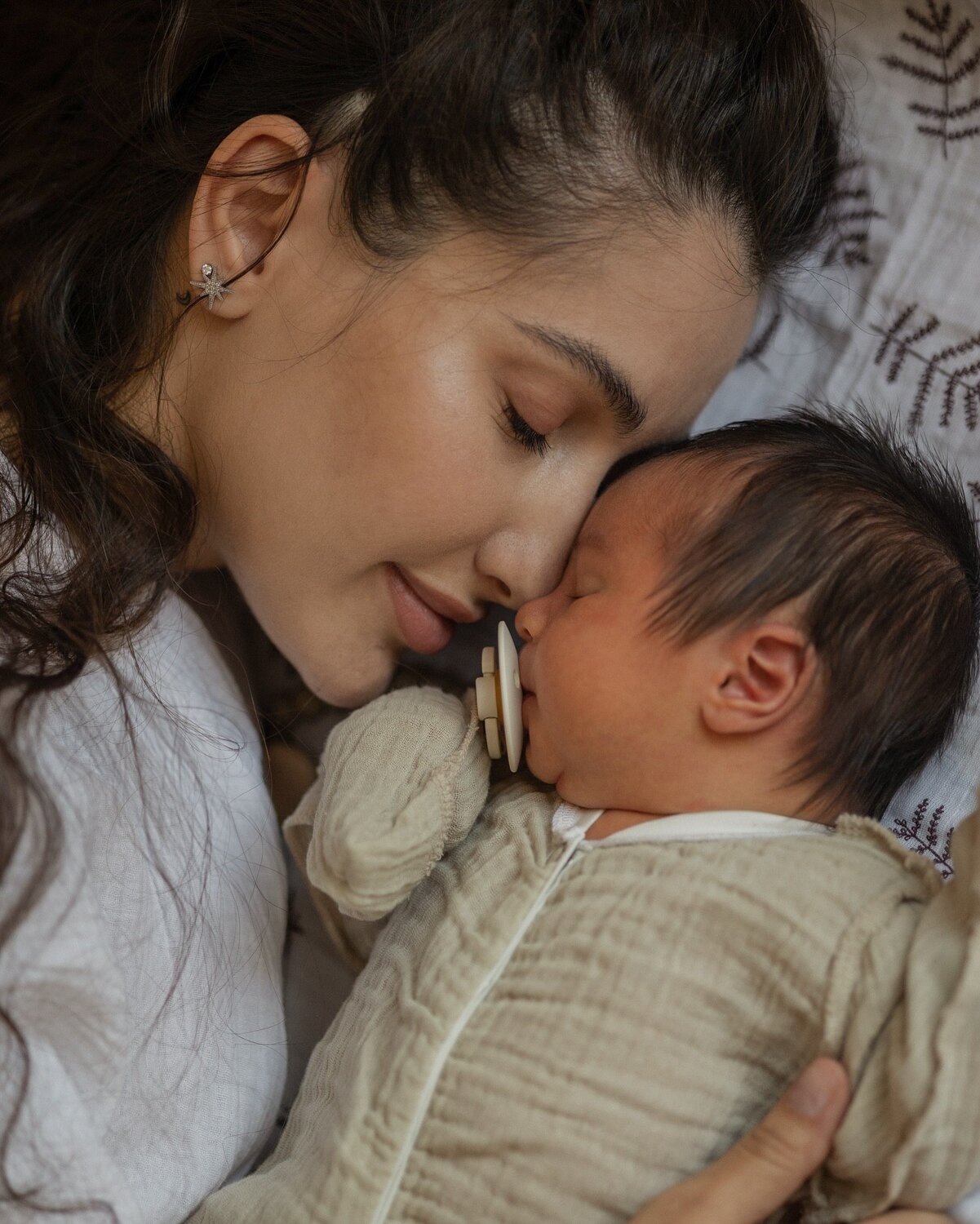 Индивидуальная съемка выписки из родильного дома